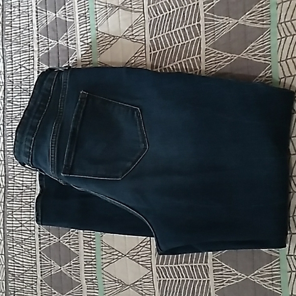 Woman's jeans - Picture 3 of 3